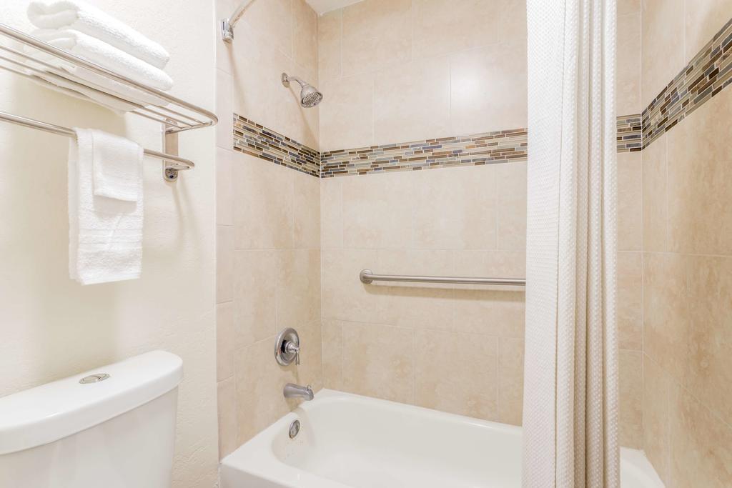 Econo Lodge Inn & Suites Флорида-Сіті Екстер'єр фото